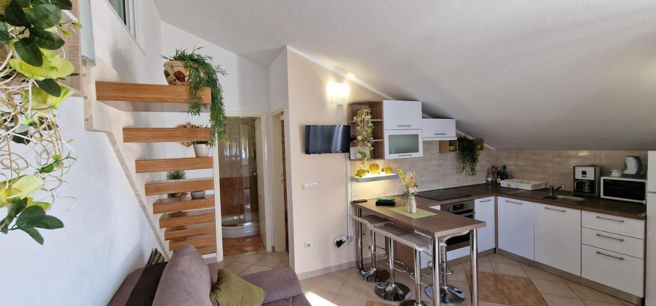 Apartment Panorama Трогир Екстериор снимка